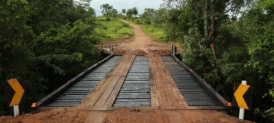 Prefeitura de Caracol entrega ponte construída com recursos próprios