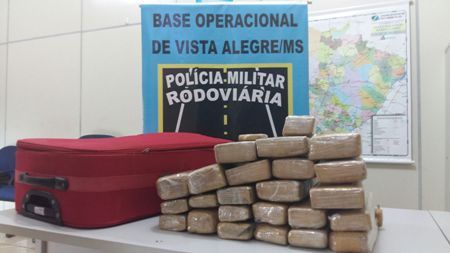 Mulher pega droga em Ponta Porã para vender no Pará e é presa pela PMRE