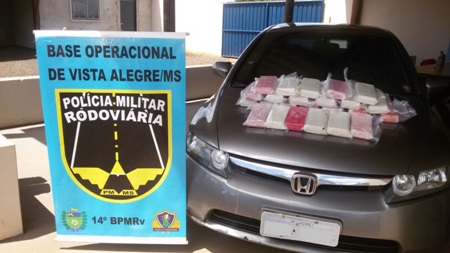 Polícia apreende cocaína avaliada em mais de meio milhão em tanque de carro