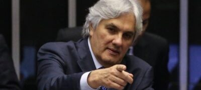 Com medo, Delcídio promete “levar metade do Senado” se tiver mandato cassado