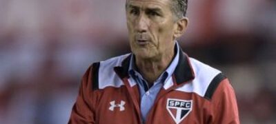 São Paulo terá “um ou dois titulares” em clássico contra o Palmeiras