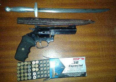 Policias Militares de Guia Lopes da Laguna prende homem que atirou contra sua mulher