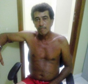 Com golpe de picareta, homem tenta matar esposa em Angélica