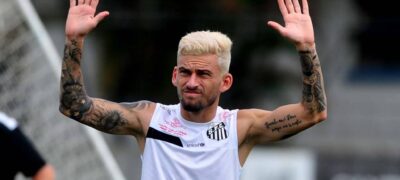 Com saída iminente de Lucas Lima, Dorival já procura um novo meia