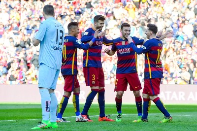 Iniesta comemora invencibilidade do Barcelona de 37 jogos: “Barbaridade”