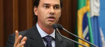 Marcos Trad oficializa saída do PMDB e diz que falará com o governador