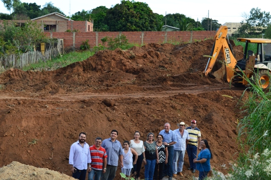 Após 40 anos erosão é tampada e problema solucionada pela Prefeitura de Caracol que constrói sistema de drenagem