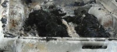 Dois corpos são encontrados carbonizados dentro de veículo em Bela Vista