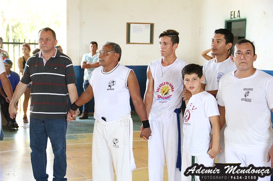 Prefeito Douglas Gomes destaca educação e promoção da cidadania através da capoeira