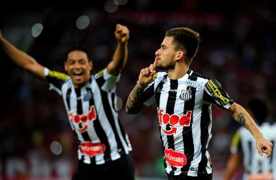 Lucas Lima encara provocações do Palmeiras com naturalidade