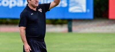 Pintado crê em grupo unido no México e alerta: “Muita luta e correria”