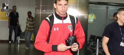 Porto manifesta interesse na contratação de Calleri, diz jornal