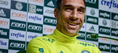 Prass melhora das dores nas costas, mas ainda treina separado da equipe