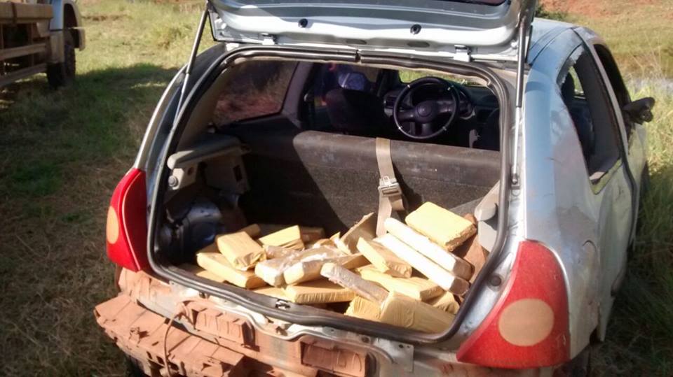 Polícia Militar do Distrito do Boqueirão apreende 170 Kg de maconha e prende um traficante