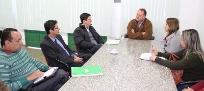 Prefeito de Bela Vista se reúne com Presidente do SIEMS e enfermeiros