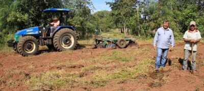 Secretaria de Desenvolvimento executa serviço de grade aos Produtores do Nunca Te Vi