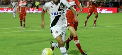 Vasco vence CRB, mas não impede jogo de volta na Copa do Brasil