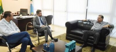 Caravana é sucesso no país e até o Paraguai já conheceu a maior ação de saúde do Estado