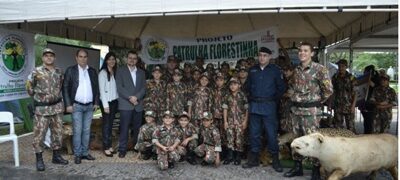 Patrulha Florestinha de Jardim e Guia Lopes da Laguna Sensibilizam Pessoas sobre a Importância do Meio Ambiente