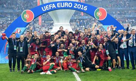 Sem Ronaldo, Éder decide e Portugal frustra a França para levar a 1ª Euro
