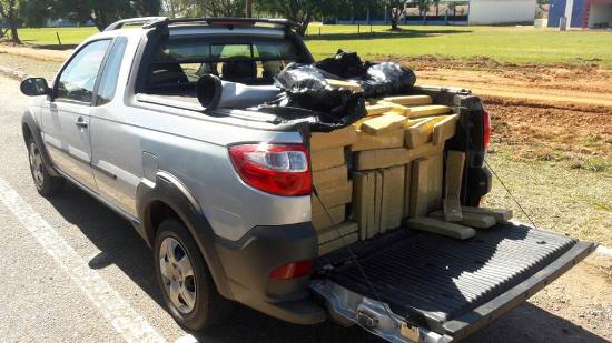 PM do Boqueirão apreende 516 quilos de maconha, recupera veículo roubado e prende autor
