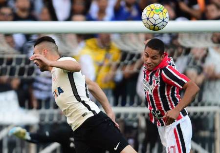 Bauza avisa que São Paulo deve contratar centroavante estrangeiro