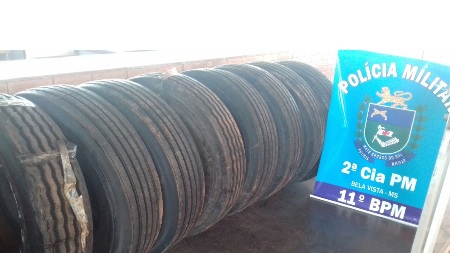 Pneus preso pela Policia Militar de Bela Vista