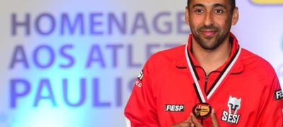 Após medalha, Serginho rejeita comemorações e prefere tomar tubaína