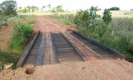 Prefeitura de Bela Vista constrói mais uma ponte na zona rural