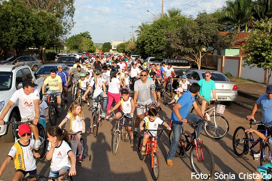 Colégio Cefron – Passeio ciclístico em homenagem aos Pais