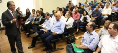 Governo atende reivindicação de servidores e aumenta valor das diárias para viagens