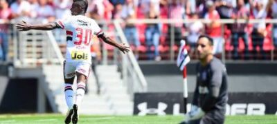 Kelvin finda jejum de cinco meses, mas não garante permanência em 2017