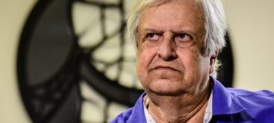 Modesto sugere favorecimento ao Corinthians e vê arbitragem como “vagabunda”