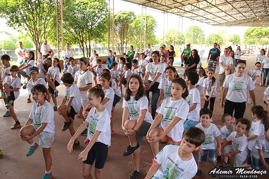 Dia da Criança: Colégio Cefron realiza manha de lazer – veja fotos