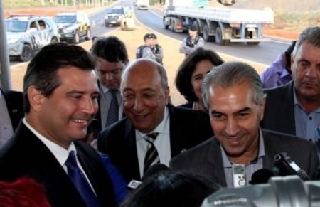 Reinaldo destaca competitividade de MS com inauguração de ponte