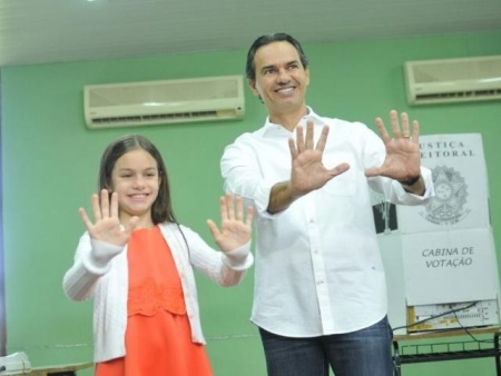 Com mais de 70 mil votos de vantagem, Marquinhos Trad é o novo prefeito de Campo Grande