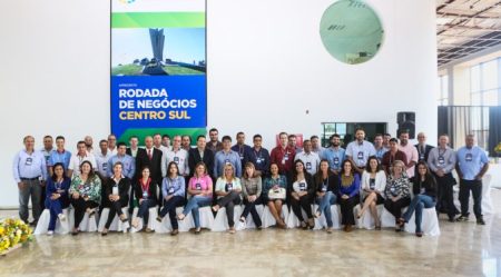 Governo reúne pequeno negócio e grande indústria em Dourados e gera R$ 9 mi em possíveis contratos