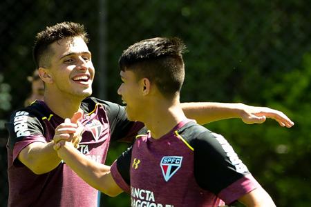 Jovens dão as boas-vindas e projetam parceria com Wellington Nem