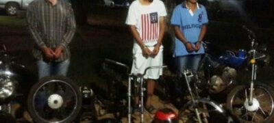 Policia estoura desmanche de motos e prende três na Fronteira