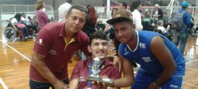 Alunos da APAE de Três Lagoas conquistam medalha de ouro em competição