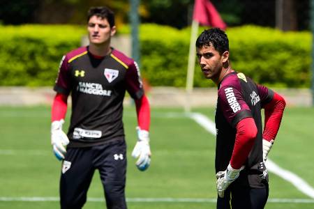 Maicon espera que Ceni coloque o São Paulo no eixo com nova postura