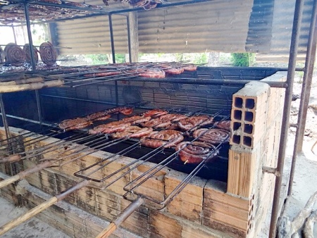 Festa da Linguiça ganha força na região Norte de MS