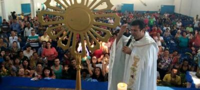 Missa pelas familias com Padre Benedito em Bela Vista