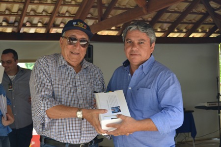 Prefeito de Bela Vista, Reinaldo Piti esteve na confraternização do Senador Pedro Chaves