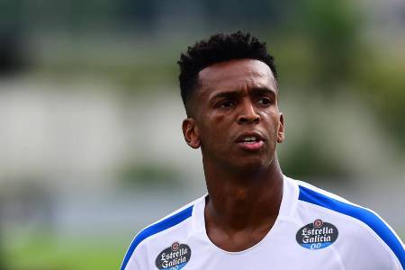 Jô avisa que Drogba não vai jogar “só com nome” se vier ao Corinthians