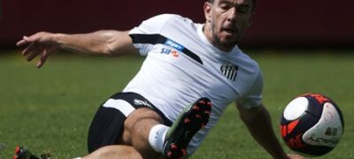 Após primeiro teste, Santos espera reforços para estreia no Paulistão