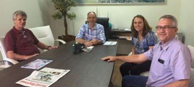 Hélio quer parceria com governo estadual para garantir conservação de estradas