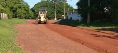 Secretaria de obras realiza patrolamento e limpeza em 4 pontos da cidade