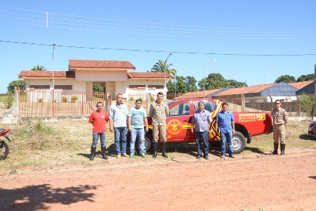 Prefeito Reinaldo Piti recebe em seu gabinete o comandante dos Bombeiros de Jardim