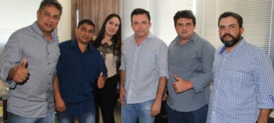 Vereadores viabilizam 500 mil com deputado Vander para custeio na saúde